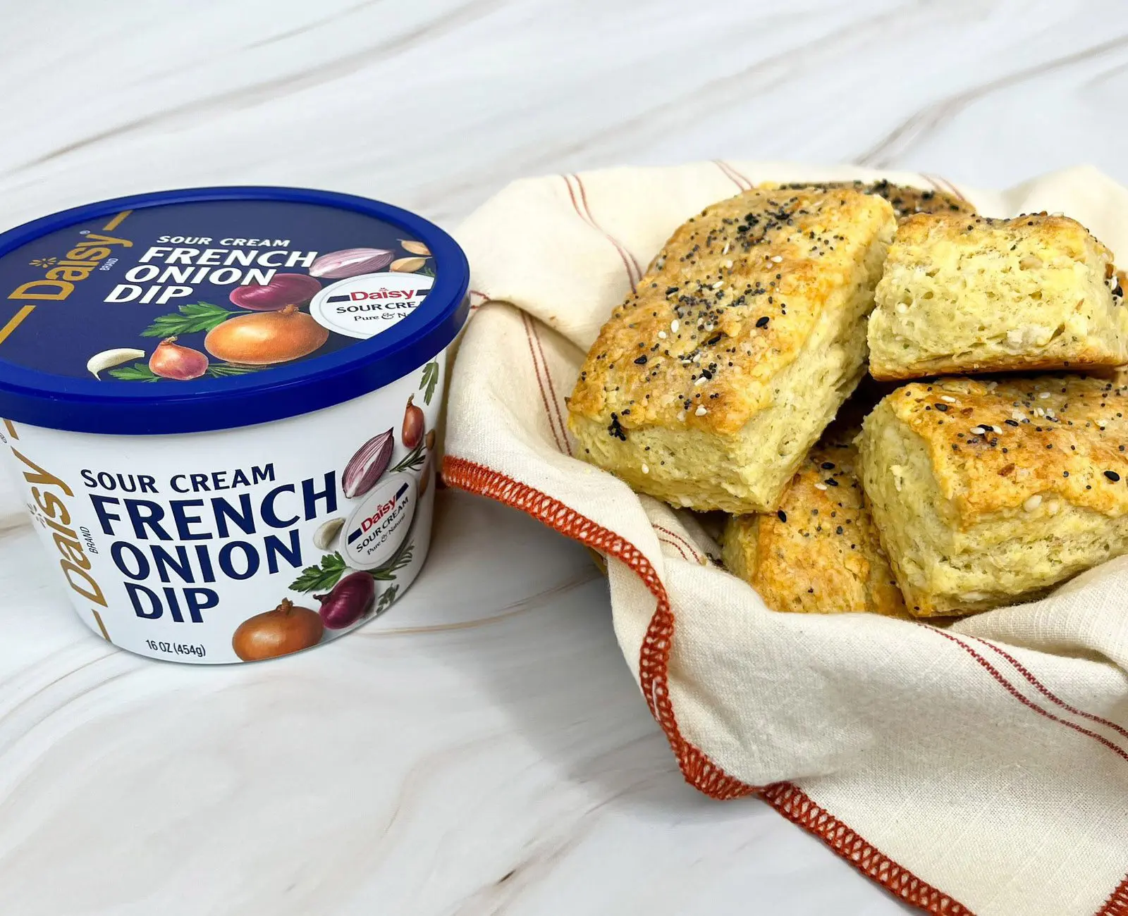 Click to open Easy French Onion Biscuits recipe