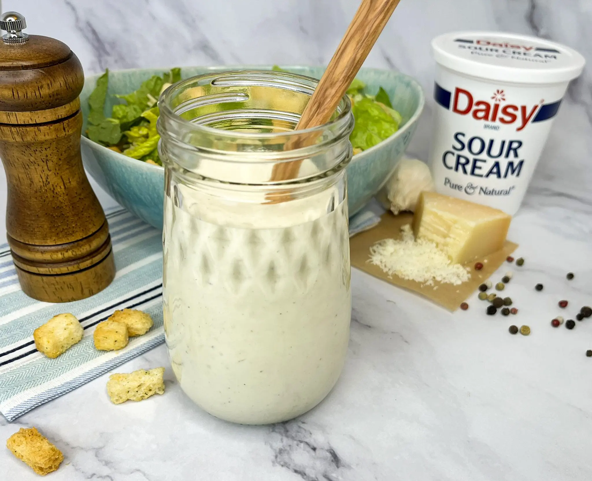 Click to open Creamy Caesar Salad Dressing recipe