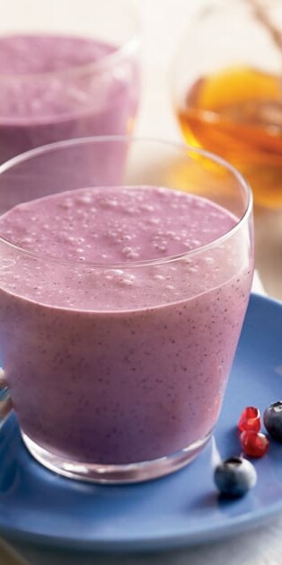 BLUEBERRY POMEGRANATE SMOOTHIE 770x628 5201