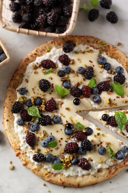 Blackberry Pizza 770x628 4922
