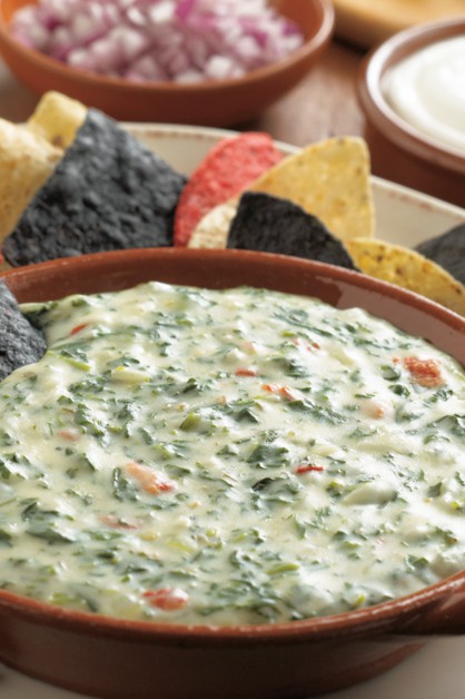 CHEESY SPINACH DIP 770x628