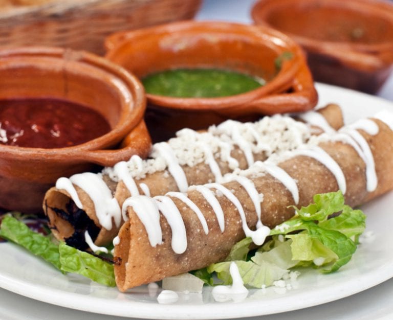 Flautas de Pollo Daisy Brand
