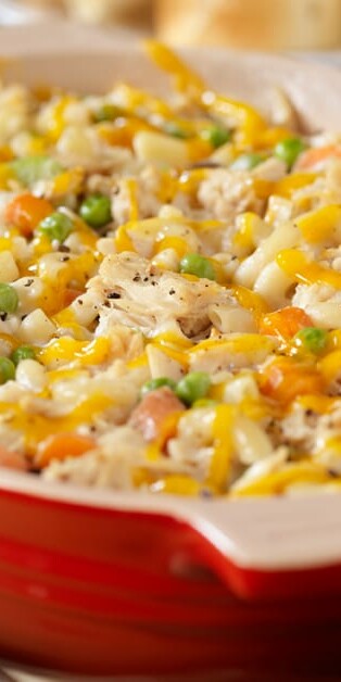 CHICKEN NOODLE CASSEROLE 770x628 3180
