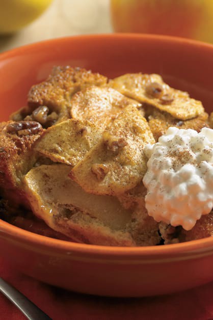 CINNAMON APPLE CHEESE STRATA 770x628 7222