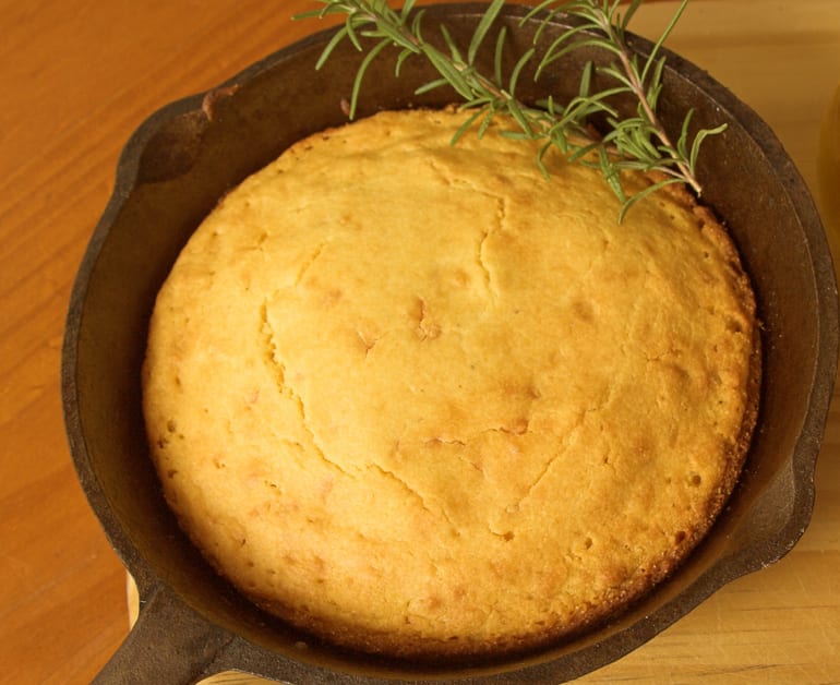 Corn Spoon Bread with Peppers slider image 1