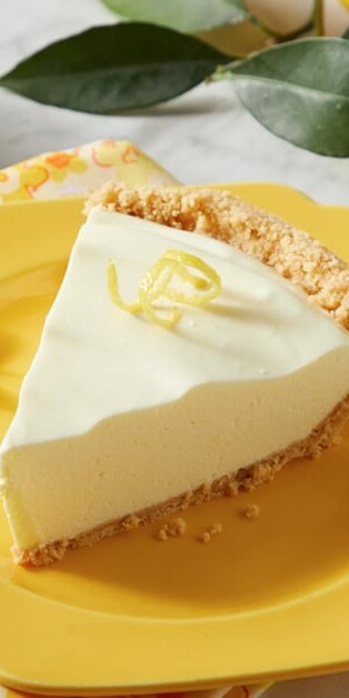 LEMON ICEBOX PIE 770x628 8681