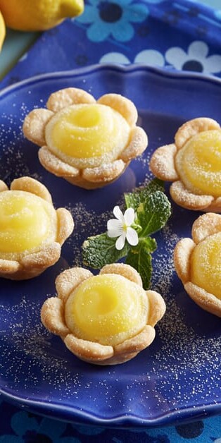 MINI LEMON CHEESECAKE TARTS 770x628 1137