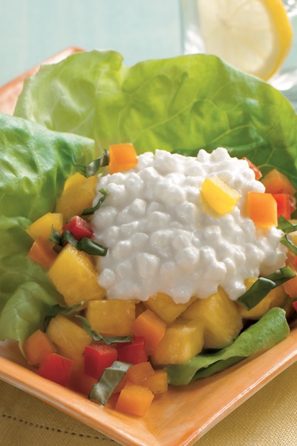 pineapple pepper and cheese salad