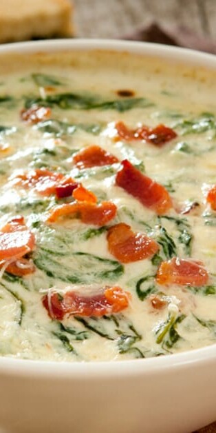 QUESO SPINACH BACON DIP 770x628