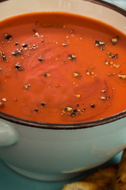 ROASTED RED PEPPER SOUP 770x628 9934