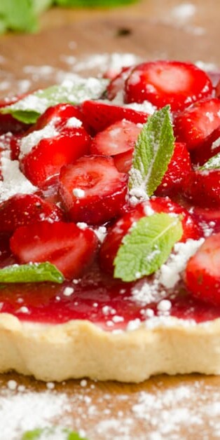 STRAWBERRY TART 770x628