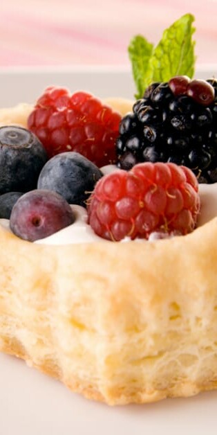 SWEET BERRY BLISS 770X628