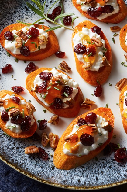 Apricot Rosemary Sweet Potatoes 770x628 5509