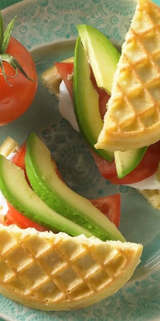 Avocado Tomato Waffle Grilled Cheese 770x628 3079