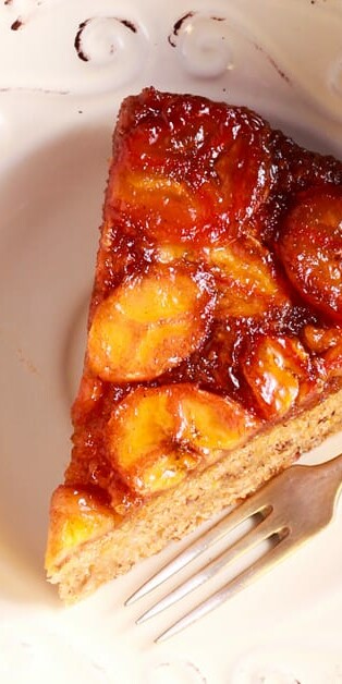Banana Upside Down Cake 770x628 1667