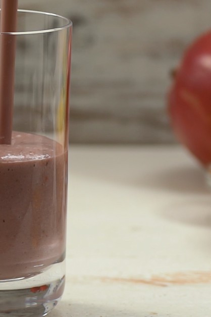 Berry basil smoothie