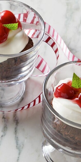 Brownie Cheesecake Parfaits 770x628 5239