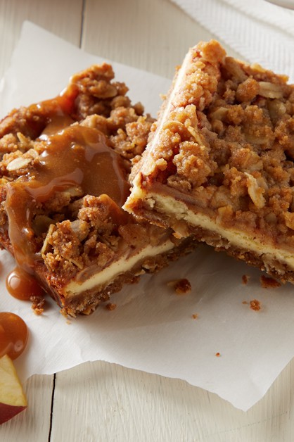 Caramel Apple Crisp Bars 770x628 2955