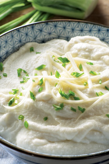 cheesy mashed cauliflower