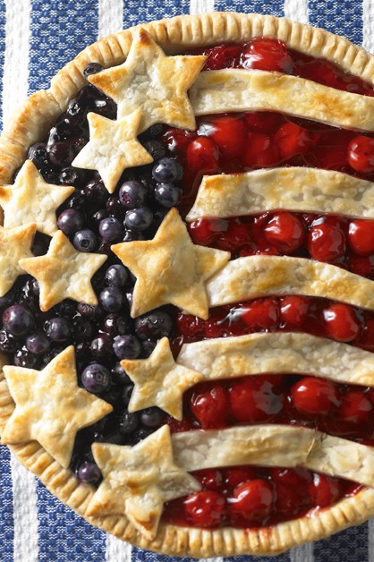 Cherry Blueberry Pie 770x628 3432