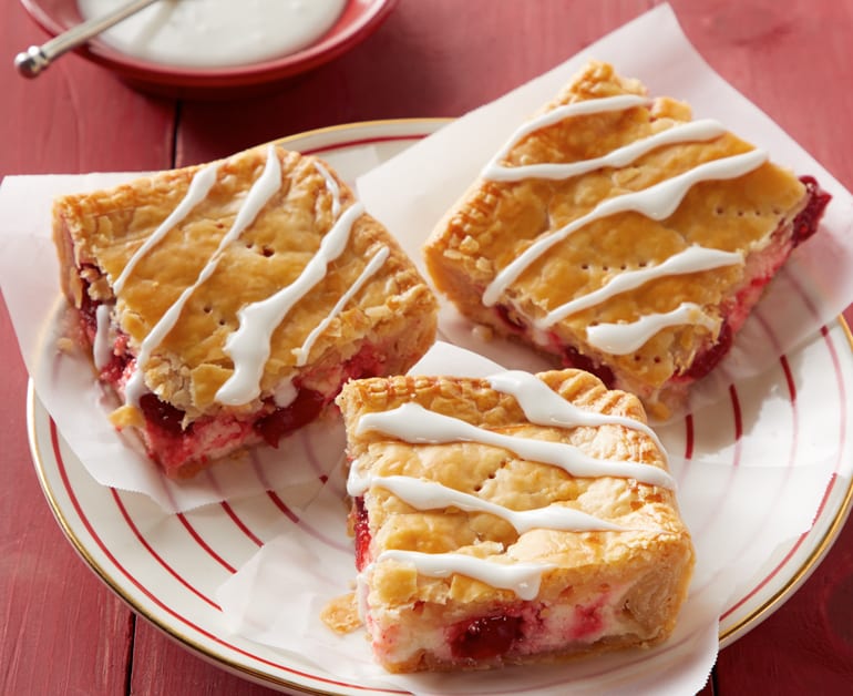 View recommended Cherry Cheesecake Slab Pie recipe