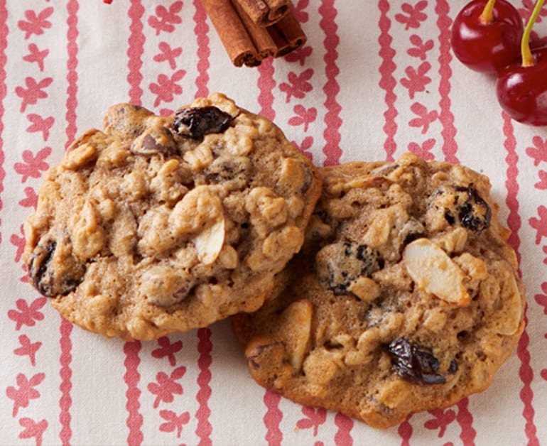 Chocolate Cherry Oatmeal Cookies slider image 1