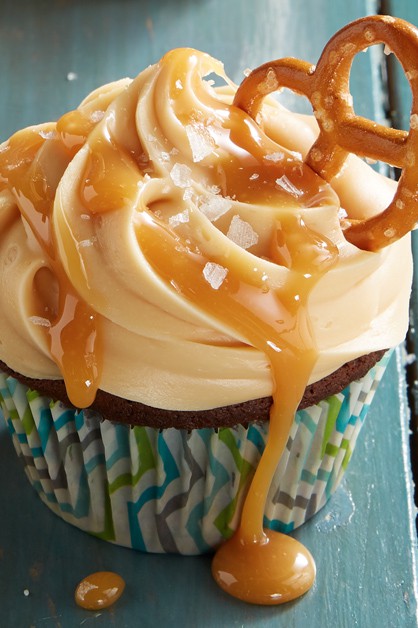 Chocolate Cupcakes W Caramel Frosting 770x628 8863