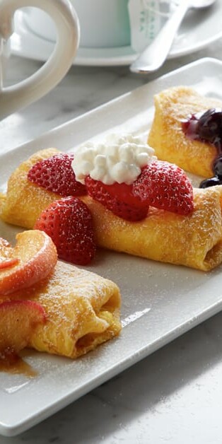 Cottage Cheese Blintzes 770x628 8955