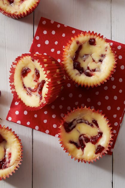 Cranberry cheesecake tarts
