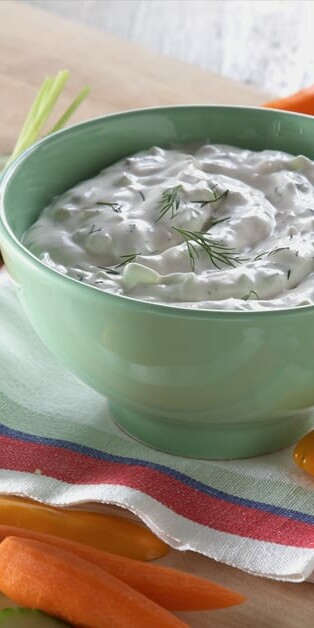 Cucumber Dill Dip 770x628 7870