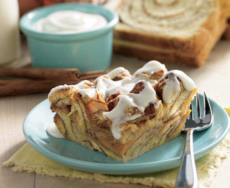 View recommended Frosted Cinnamon Roll Bake recipe