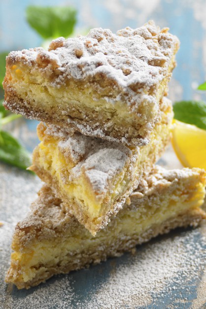 Lemon Crumble Bars 770x628 4448