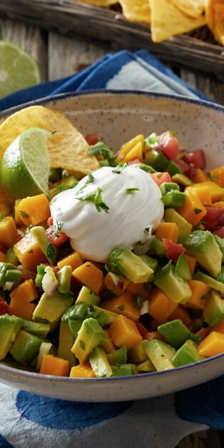 Mango Guacamole 770x628 8858