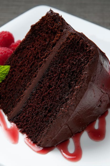 Marshmallow Chocolate Cake 770x628 4827