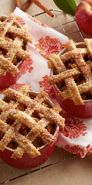 Mini Apple Pies2 770x628 6953