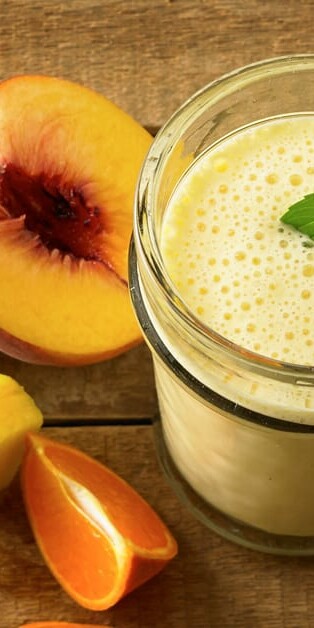 Peachy Pineapple Smoothie2 770x628 7613