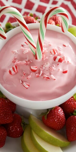 Peppermint Fluff Dip 770x628 3184