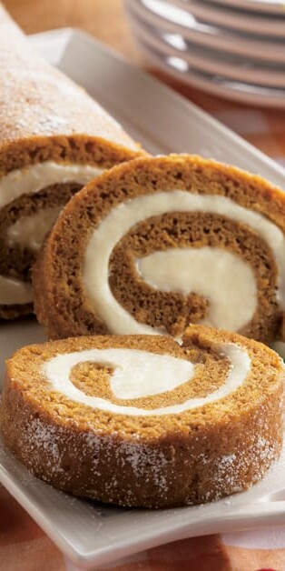 Pumpkin Roll2 770x628 9078