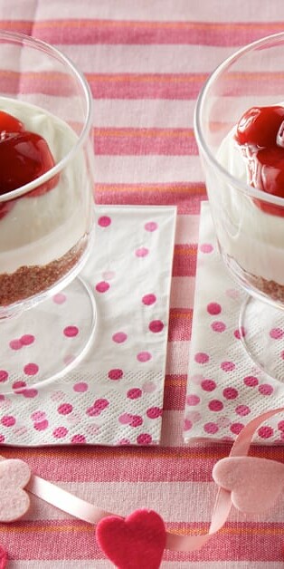 Quick Cherry Cheesecakes 770x628 5188