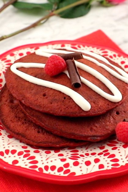 Red Velvet Pancakes 770x628 1475