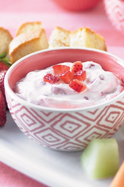 Strawberry Agave Dip 770x628 3326