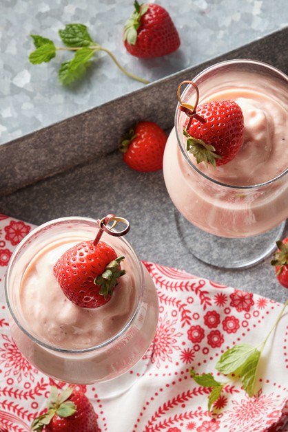 Strawberry Mango Smoothies 770x628 2051