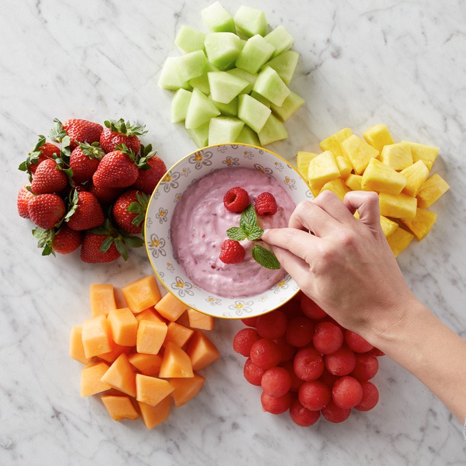 Creamy Raspberry Fruit Dip