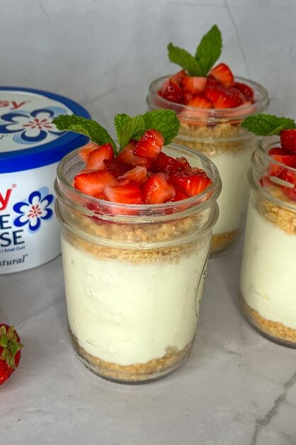 No Bake Strawberry Cheesecake Jars 770x628