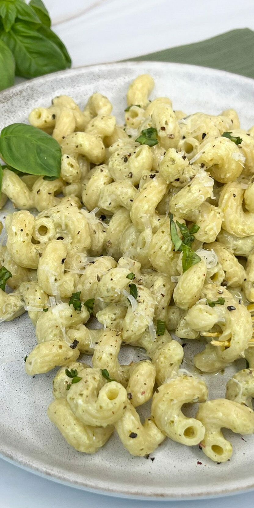 Pasta Pesto Bty9 2 1600x1300