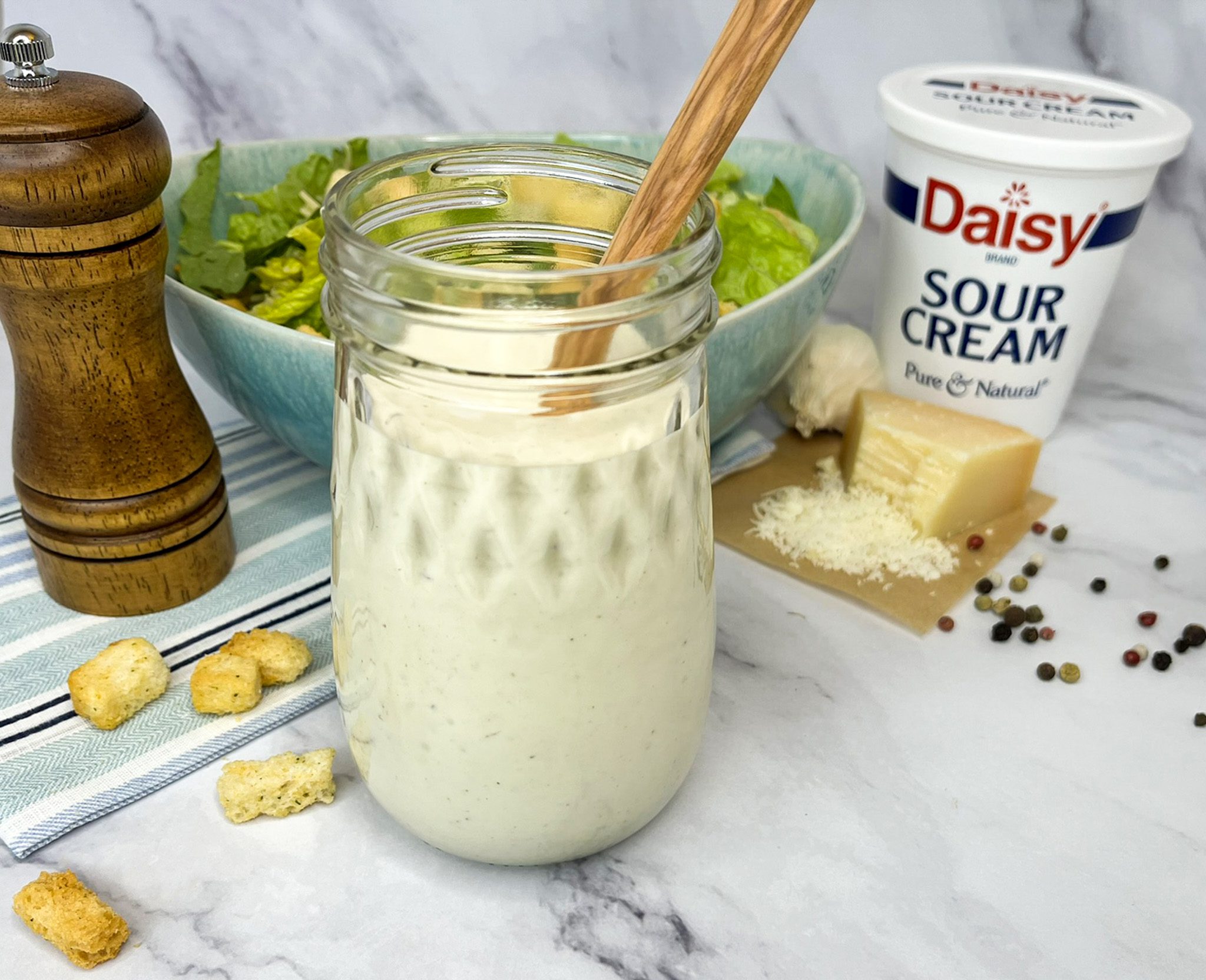 Click to open Creamy Caesar Salad Dressing recipe