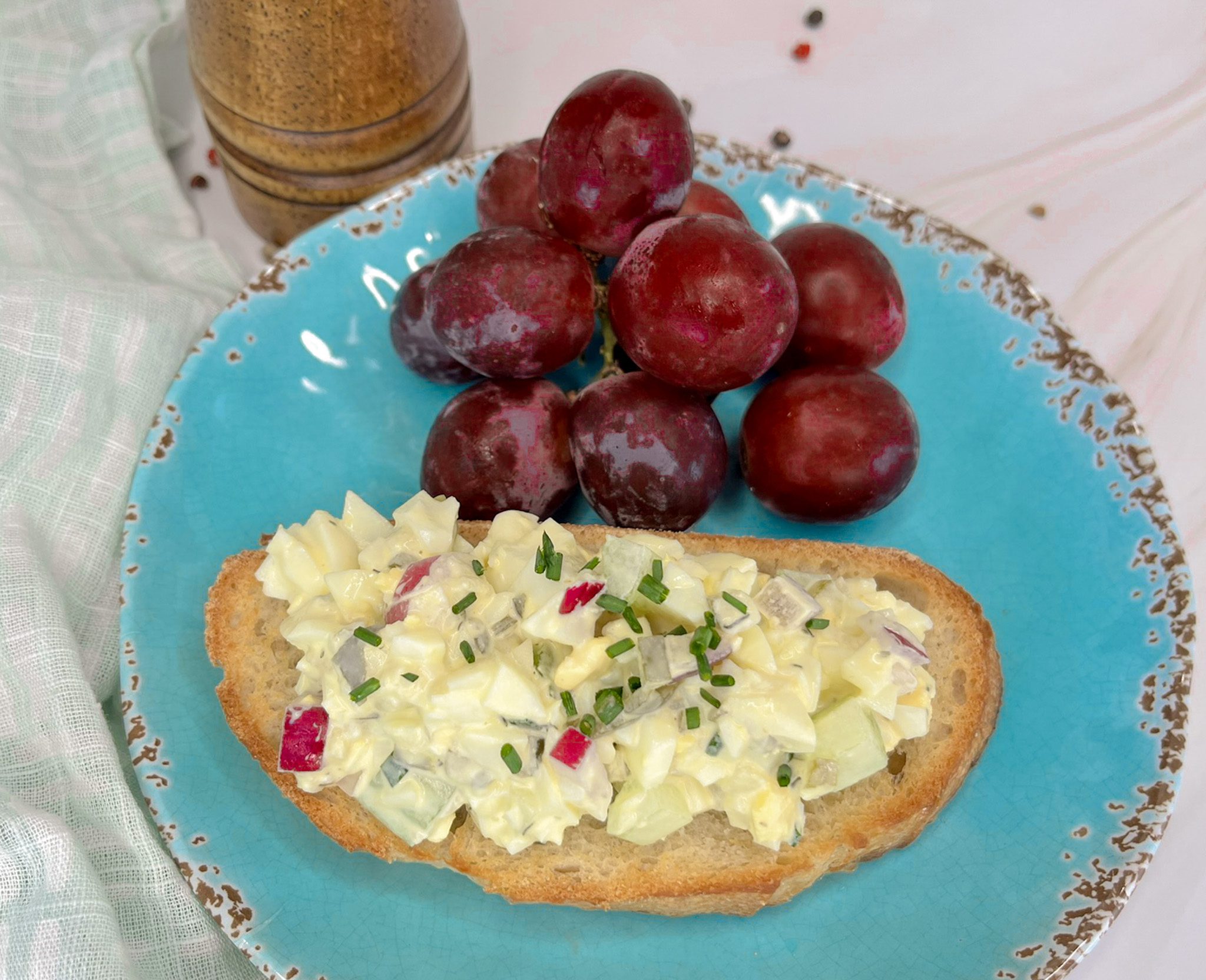 Tuna Salad with Creamy Ranch slider image 5