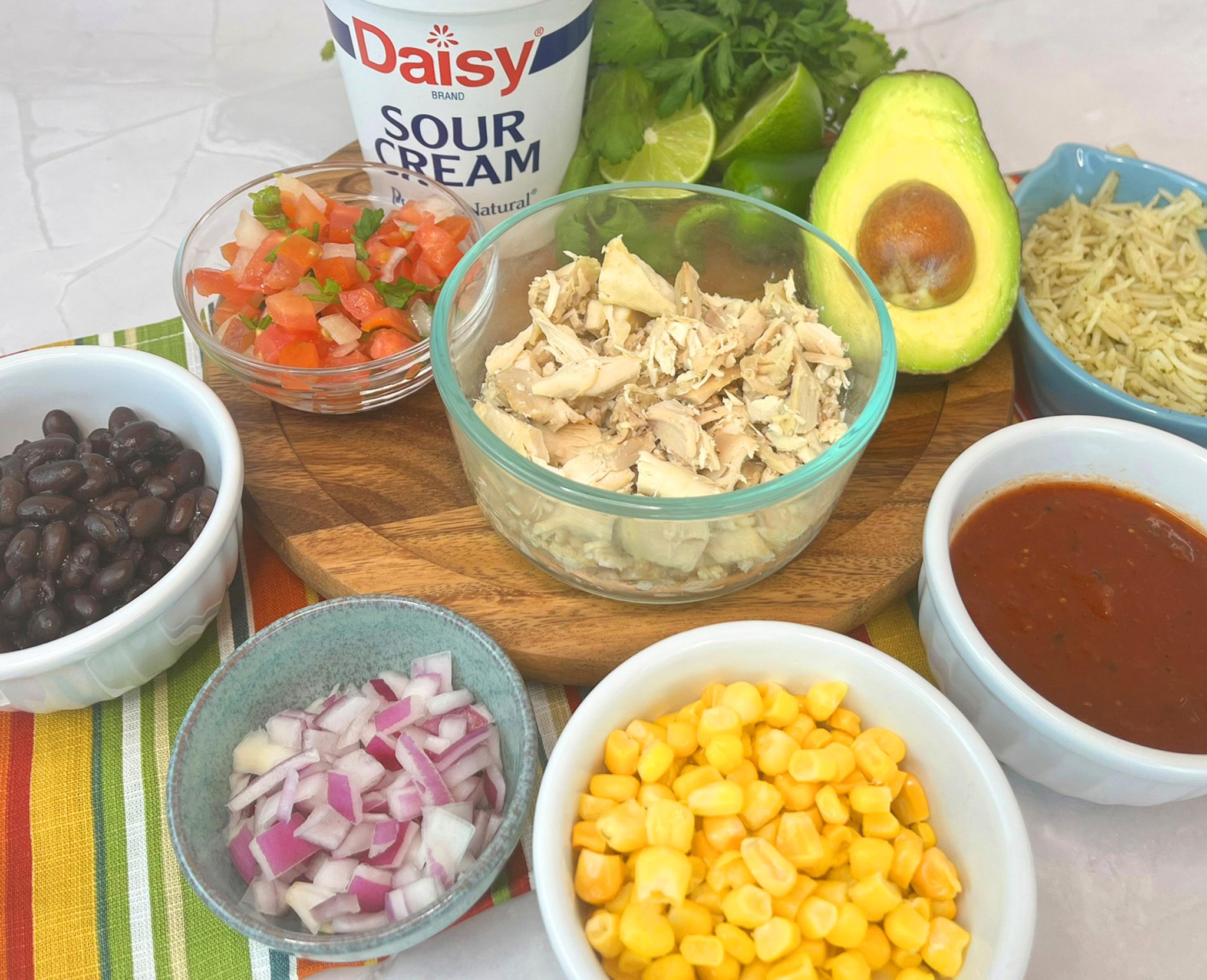 Salsa Chicken Burrito Bowl slider image 3