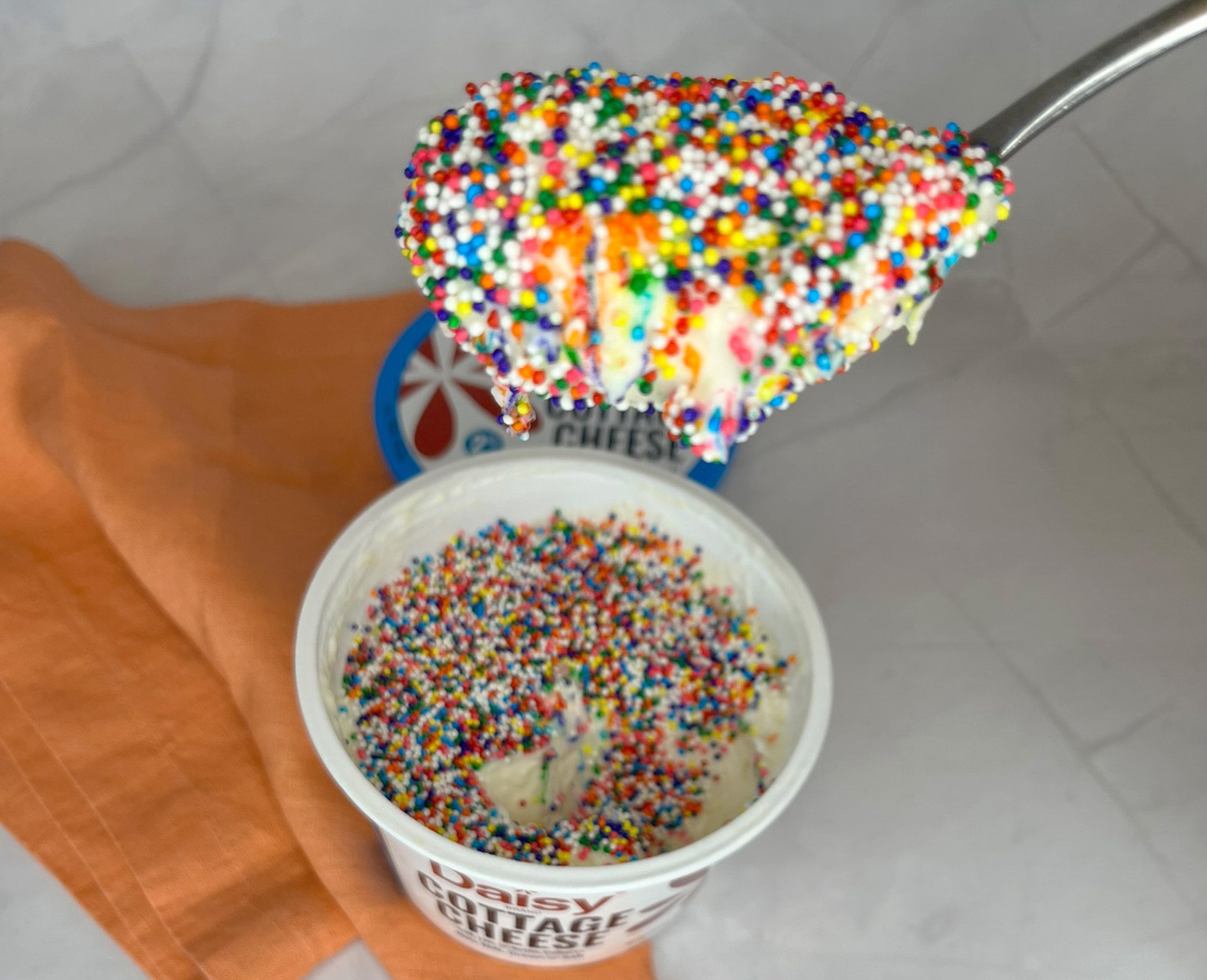 Click to open Cheesecake Dot Cake recipe